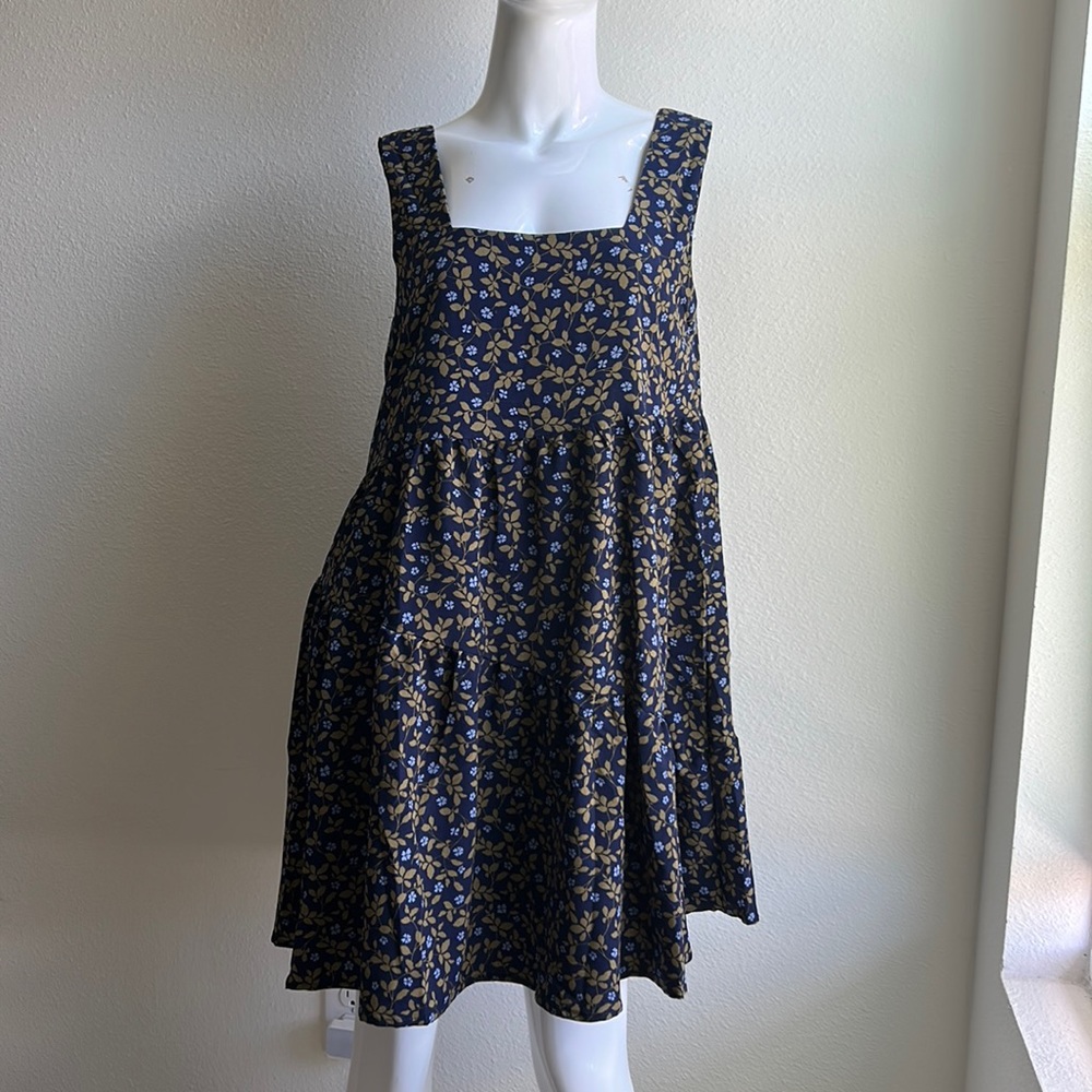 MOON RIVER DRESS SIZE S NWOT